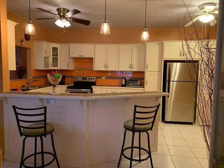 Villa Vista Stays ...Alluring Ambrosia Near To Airport Trincity Trinidad And Tobago